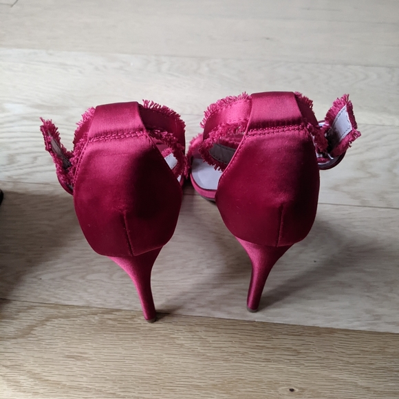 Mix No. 6 Rayane Red Heeled Sandal - Picture 8 of 9